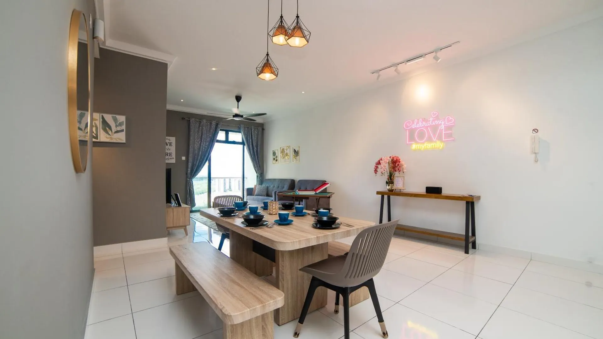 The Platino Sweet Peony 3Br8Pax Nr Paradigm Mall Johor Bahru Apartment