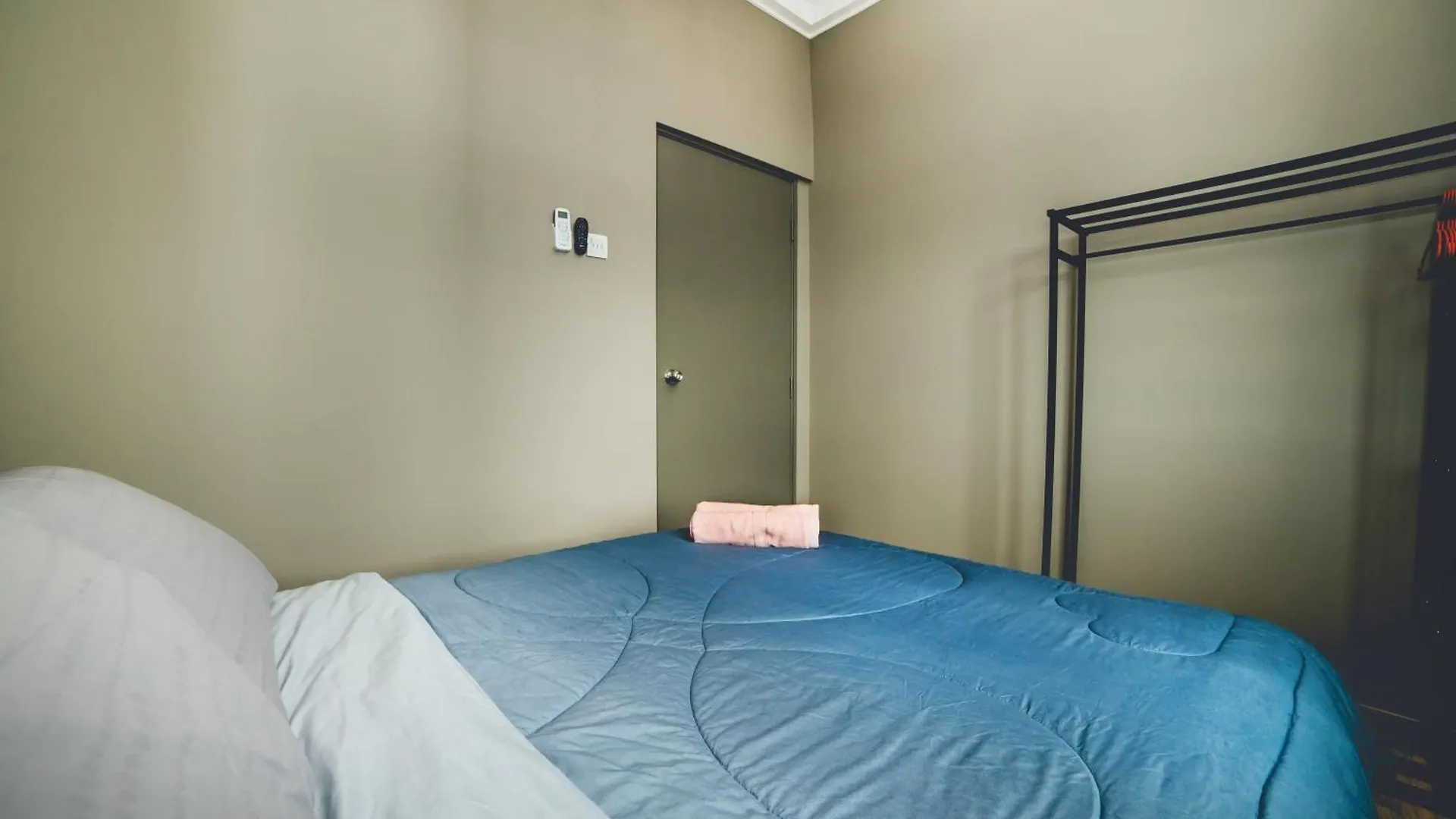 The Platino Sweet Peony 3Br8Pax Nr Paradigm Mall Johor Bahru 0*,